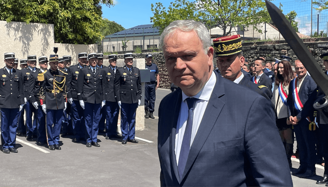 François-Noël Buffet, ministre auprès du ministre de l’Intérieur, a inauguré la brigade de gendarmerie de Pignan le 12 mai 2025 ©G.G/Hérault Tribune