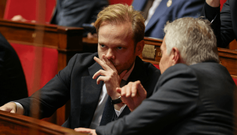 Pugnace pour certains, 'inquisitorial" pour d'autres, Charles Alloncle suscite un vif débat au sein de la commission parlementaire. © Thomas Samson / AFP