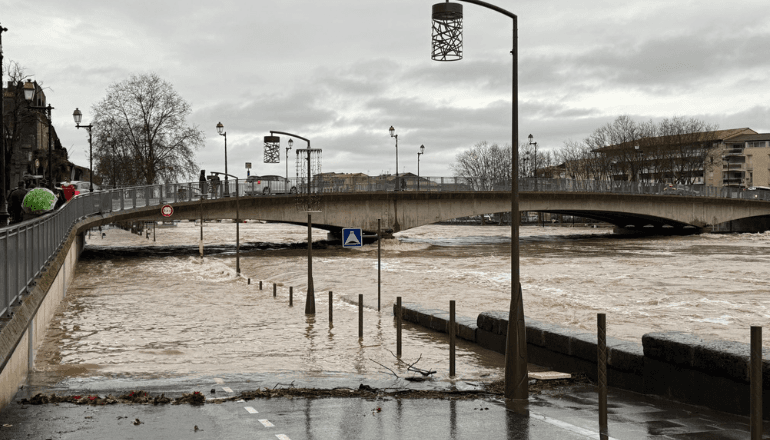 Le fleuve Hérault à Agde, mardi 23 décembre au matin. © E. G. / Hérault Tribune