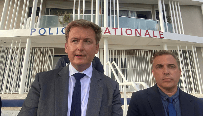 Le préfet François-Xavier Lauch et le procureur Thierry Lescouarc’h, le mardi 16 septembre 2025 à la Mosson. © T.O / Hérault Tribune