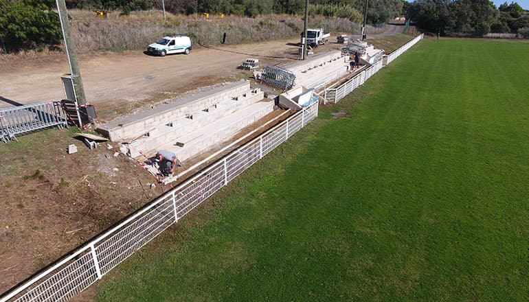 De nouvelles tribunes au stade Bernard Ibanez à Bessan ©ville de Bessan