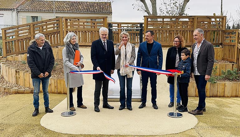 Inauguration officielle des nouveaux aménagements et de la vaste opération de désimperméabilisation de la cour de l’école élémentaire Jean-Jaurès de Portiragnes ©E.G. / Hérault Tribune