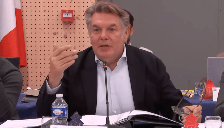 Hervé Marquès, maire de Sète, lors du dernier conseil municipal de la mandature le 15 décembre. © DR