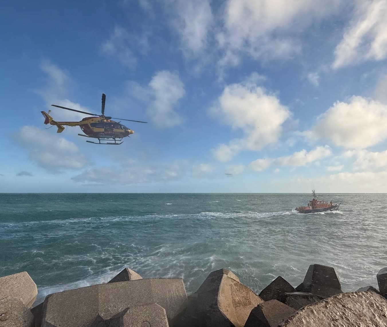 Les équipes de sauvetage poursuivent les recherches ©SNSM Palavas-les-Flots